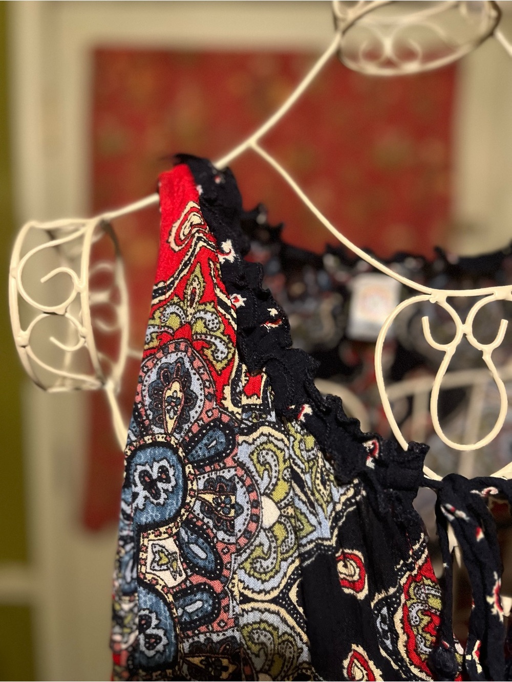 Bila Navy Blue White Red Paisley Sleeveless Blouse XXL - Picture 3 of 8